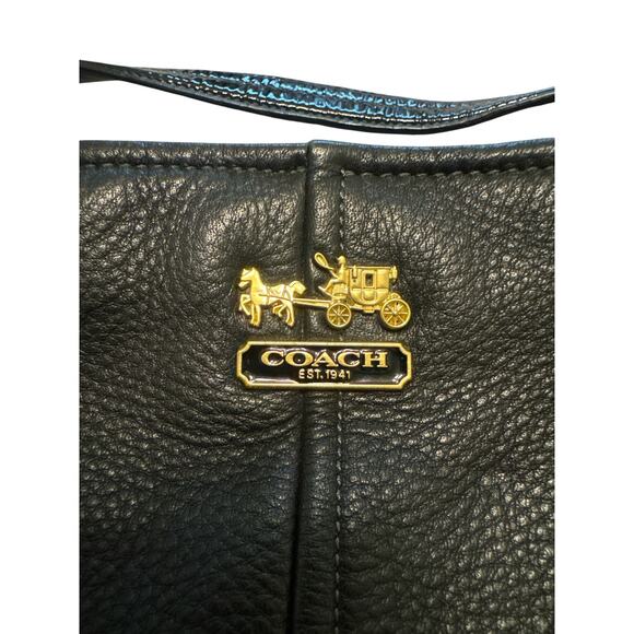 Coach Chelsea black leather shoulder bag hobo with patent trim and COA - Picture 9 of 13